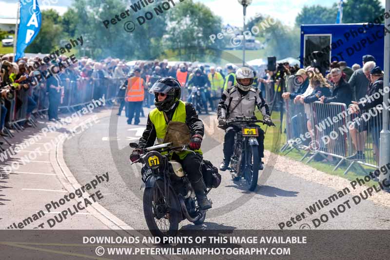 Vintage motorcycle club;eventdigitalimages;no limits trackdays;peter wileman photography;vintage motocycles;vmcc banbury run photographs